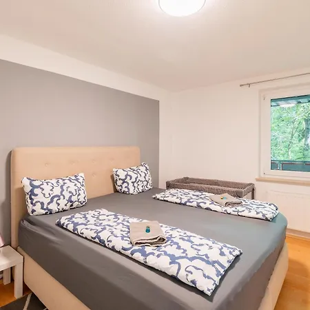 Tolle Lage - Charmante Mit Balkon No1