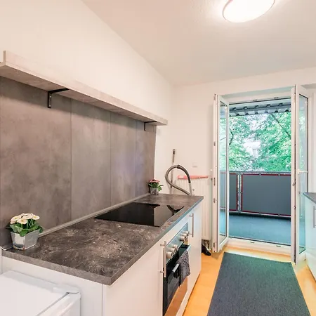 Tolle Lage - Charmante Mit Balkon No1 לייפציג