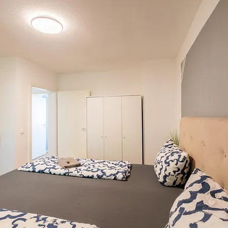 Tolle Lage - Charmante Mit Balkon No1 아파트