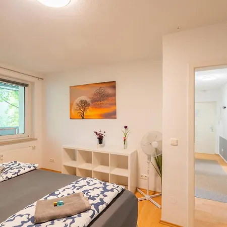 Tolle Lage - Charmante Mit Balkon No1 شقة
