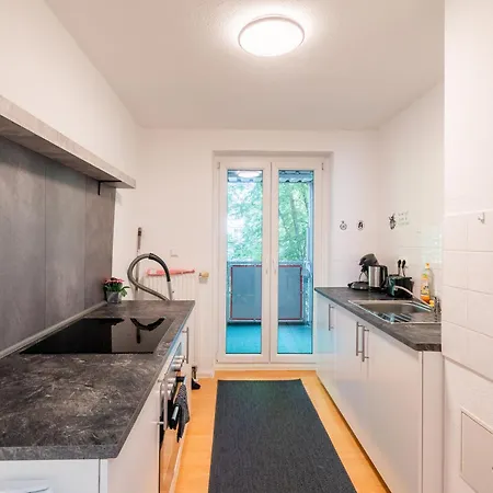 Tolle Lage - Charmante Mit Balkon No1