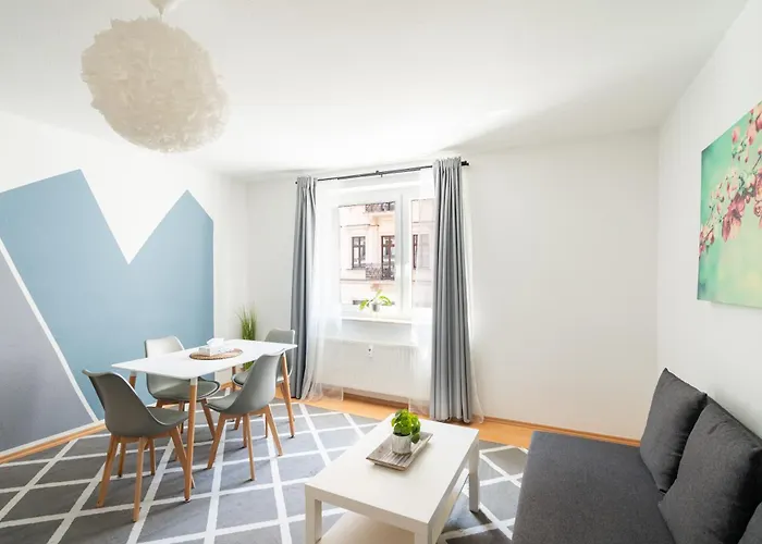 Tolle Lage - Charmante Mit Balkon No1 *
