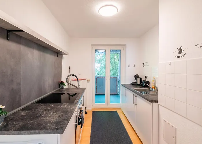 Tolle Lage - Charmante Mit Balkon No1