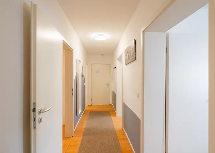 Tolle Lage - Charmante Mit Balkon No1 *